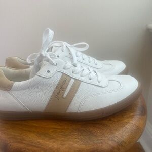 New Tilly sneaker Paul Green. Color: White Sabbia Combo